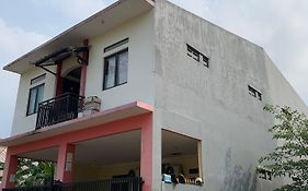 Oyo Life 92779 Kost Arjuna